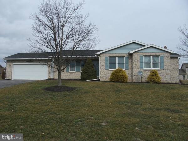 162 ONYX DR, Chambersburg, PA 17202