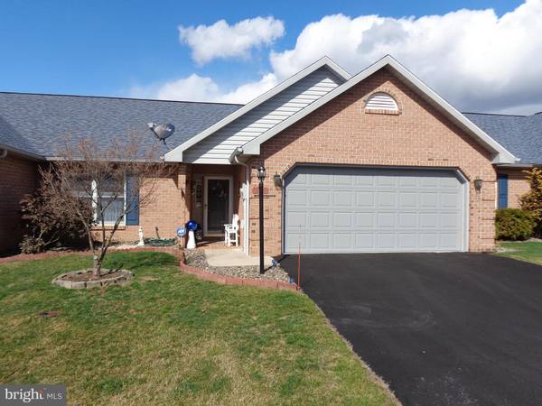 2386 MAJESTIC CT, Chambersburg, PA 17202