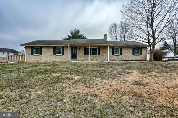 813 TOWER DR, Greencastle, PA 17225