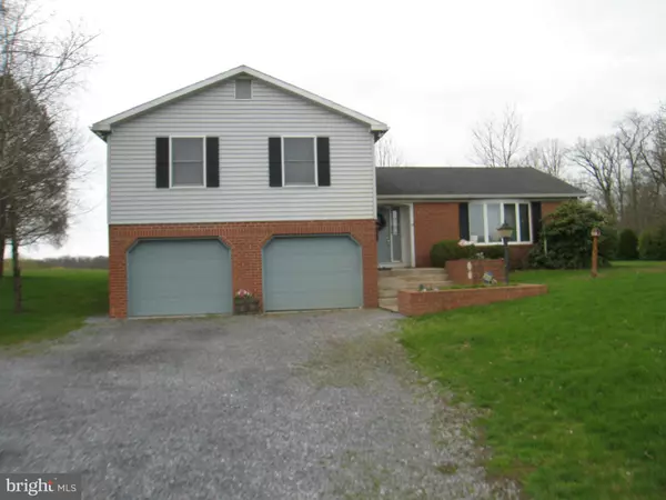 Greencastle, PA 17225,3994 WEAVER RD W