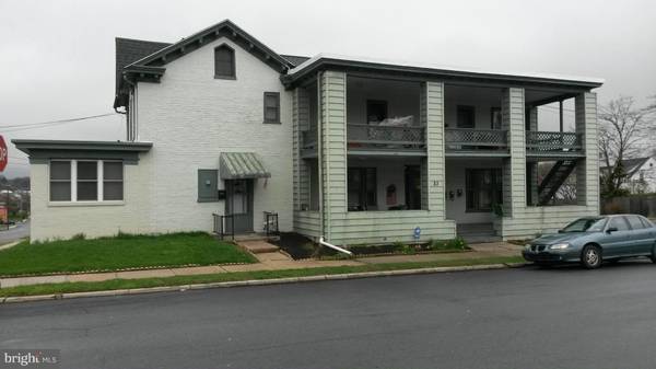 21 GLEN ST, Chambersburg, PA 17201