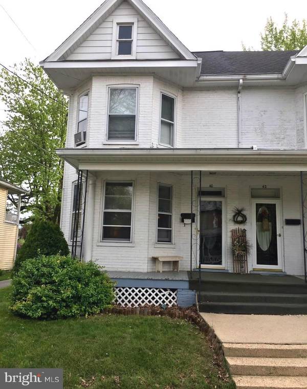 40 MONTGOMERY AVE, Shippensburg, PA 17257