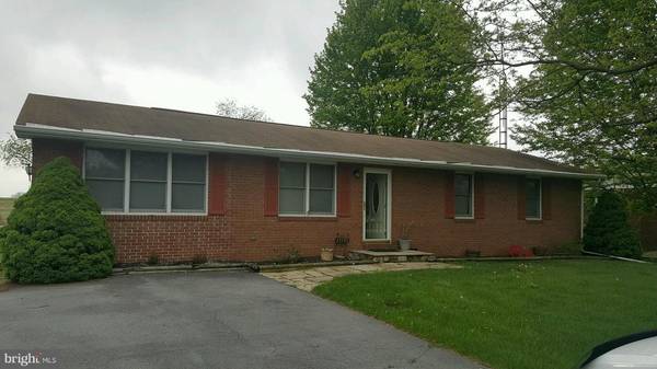 13590 COUNTRYSIDE DR, Greencastle, PA 17225