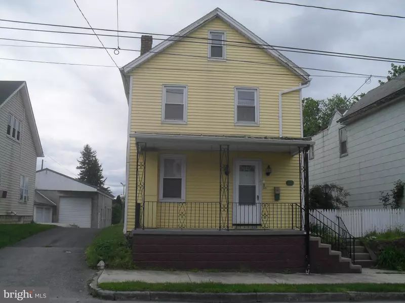 426 WASHINGTON ST, Chambersburg, PA 17201