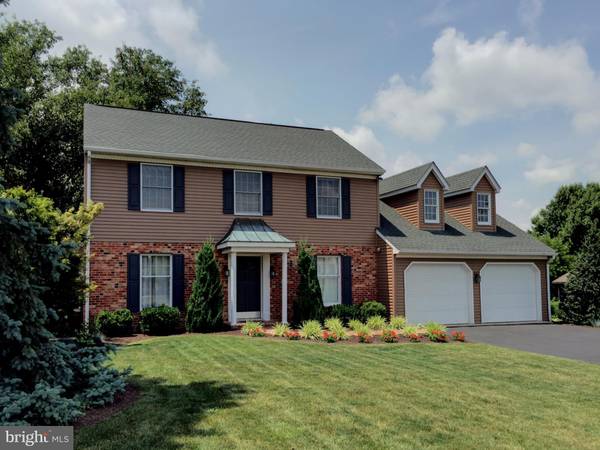 3477 EAGLE DR, Chambersburg, PA 17202