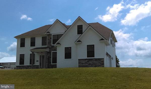 1570 WIND FLOWER RD, Chambersburg, PA 17202