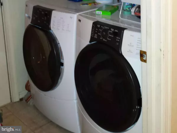 Capitol Heights, MD 20743,7214 WILLOW HILL DR