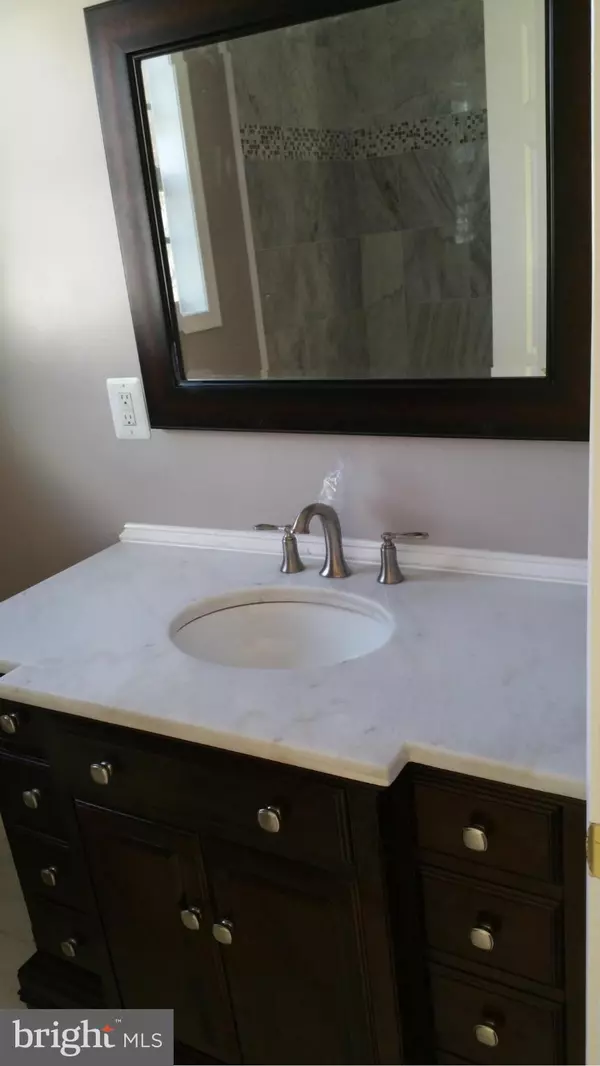 Capitol Heights, MD 20743,6402 G ST