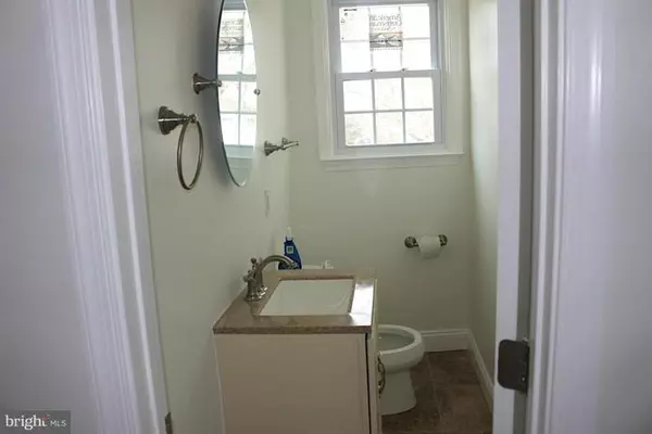 Temple Hills, MD 20748,2503 DAWSON CT