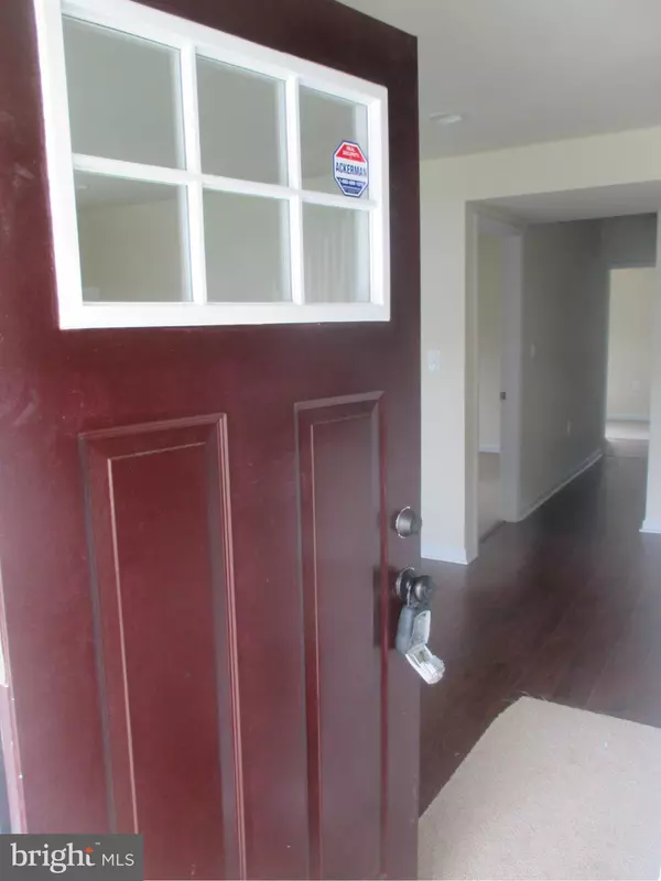 Capitol Heights, MD 20743,608 63RD PL