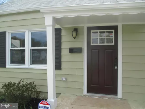 Capitol Heights, MD 20743,608 63RD PL