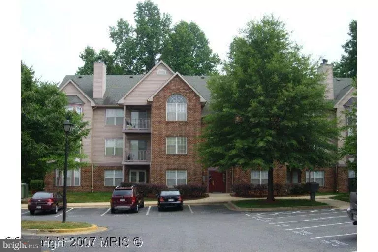 9800 LAKE POINTE CT #102, Upper Marlboro, MD 20774