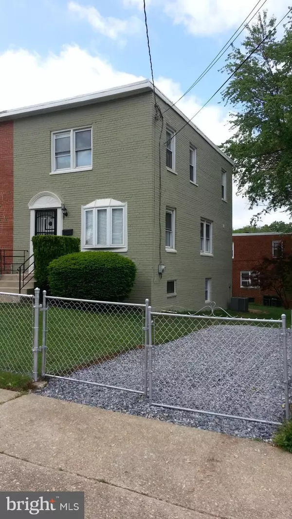 Capitol Heights, MD 20743,1106 CARRINGTON AVE