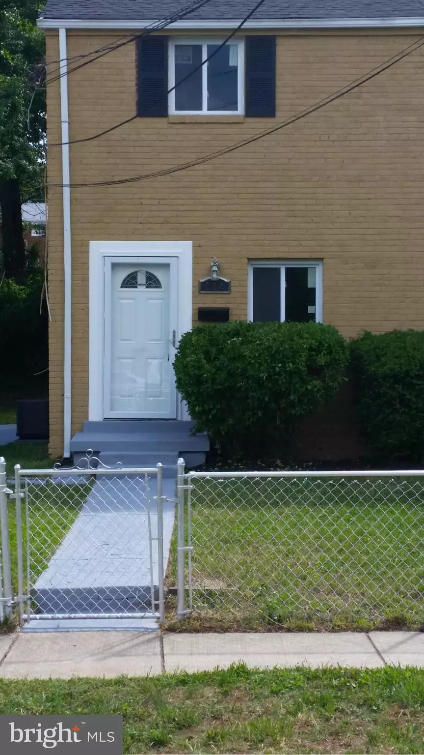 Capitol Heights, MD 20743,704 CABIN BRANCH DR