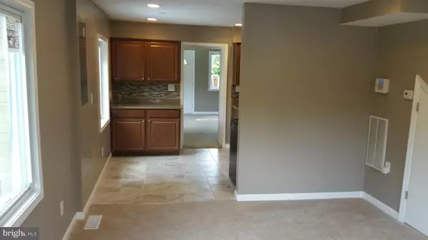 Capitol Heights, MD 20743,704 CABIN BRANCH DR