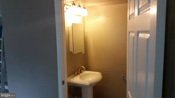 Capitol Heights, MD 20743,704 CABIN BRANCH DR