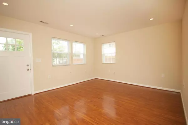 Capitol Heights, MD 20743,4257 SOUTHERN AVE