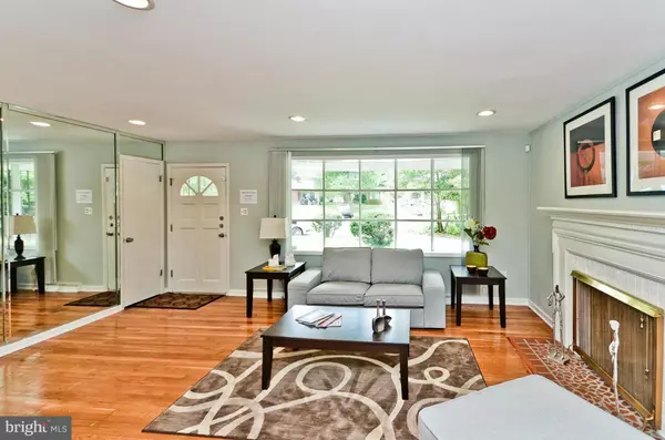 Temple Hills, MD 20748,5302 CLARIDGE CT