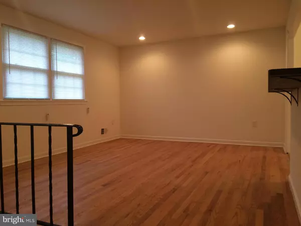 Temple Hills, MD 20748,6109 CLARIDGE RD