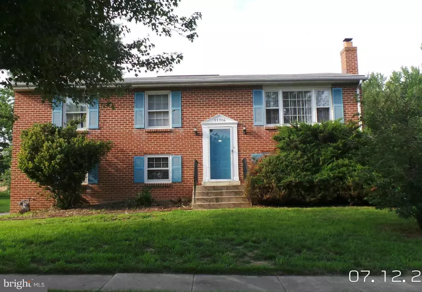 11704 SYLVIA DR, Clinton, MD 20735