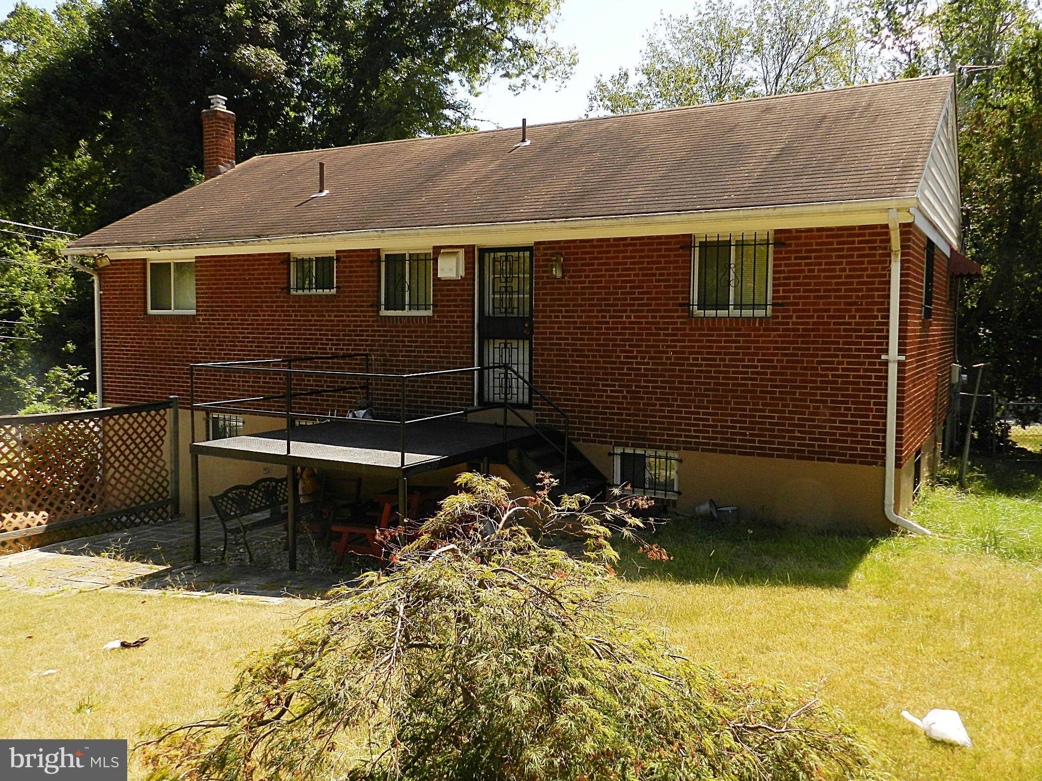 Capitol Heights, MD 20743,414 CLEARFIELD PL