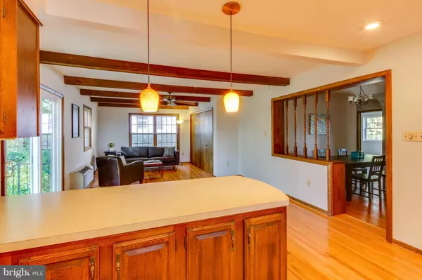 Landover, MD 20785,2518 CREST AVE