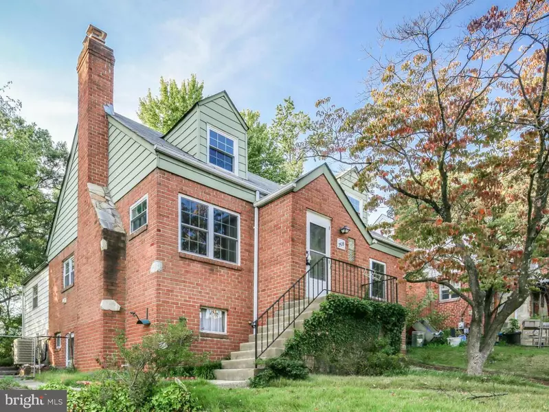 2518 CREST AVE, Landover, MD 20785