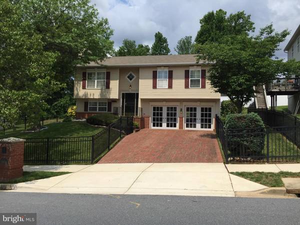 1004 CONSIDERATION LN, Landover, MD 20785