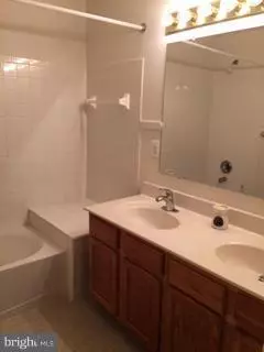 New Carrollton, MD 20784,3814 DEVILTREE CT #15-A