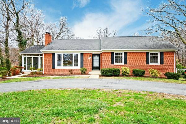 4900 SHARON RD, Temple Hills, MD 20748