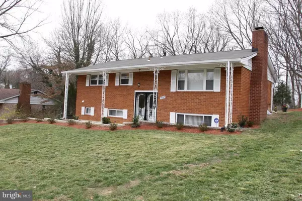 7607 HARPERS DR, Fort Washington, MD 20744