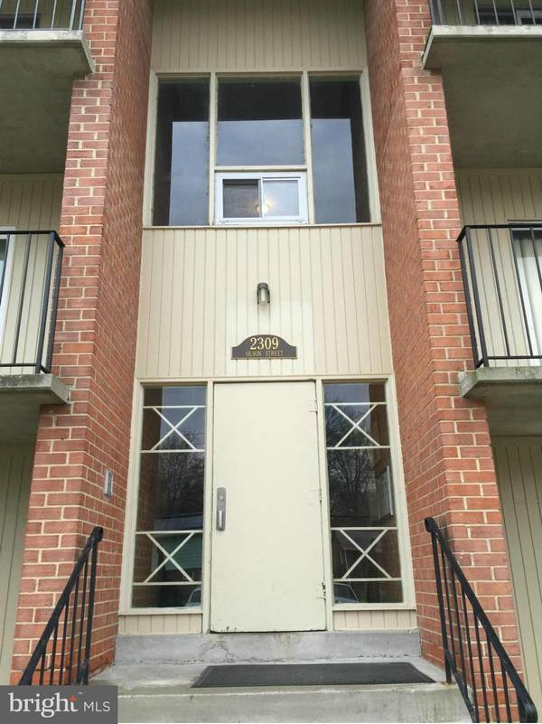 2309 OLSON ST #304, Temple Hills, MD 20748