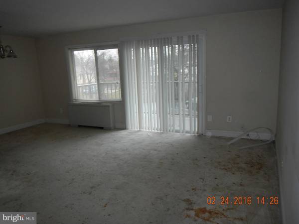 Hyattsville, MD 20782,5601 PARKER HOUSE TER #204