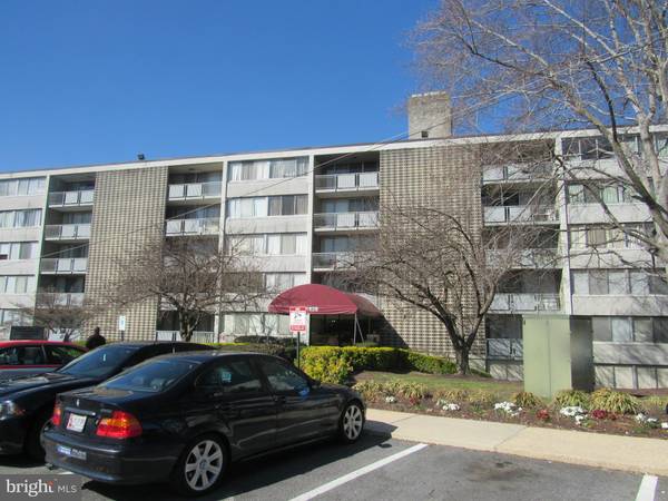 1828 METZEROTT RD #202, Adelphi, MD 20783