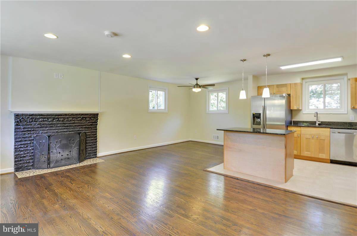Temple Hills, MD 20748,5900 ALEY RD