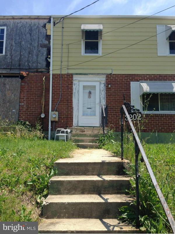 3202 32ND AVE, Temple Hills, MD 20748