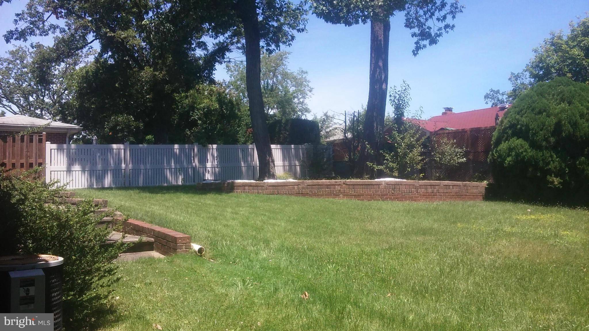 Temple Hills, MD 20748,4208 21ST PL