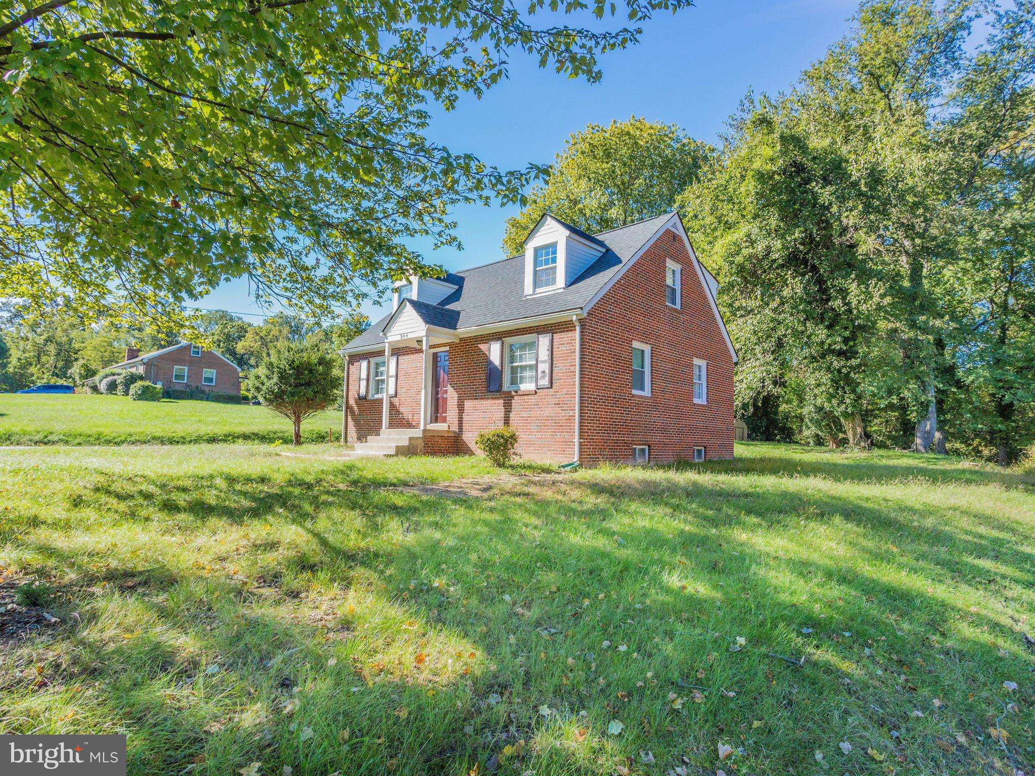 Landover, MD 20785,204 HILL RD