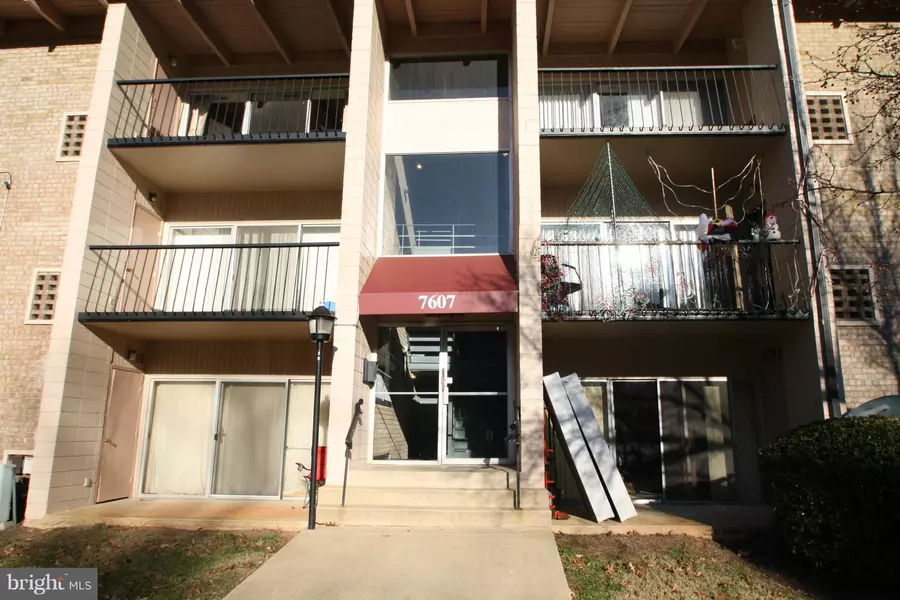 7607 FONTAINEBLEAU DR #2361, New Carrollton, MD 20784