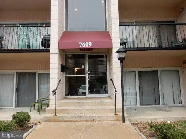 7609 FONTAINEBLEAU DR #2216, New Carrollton, MD 20784