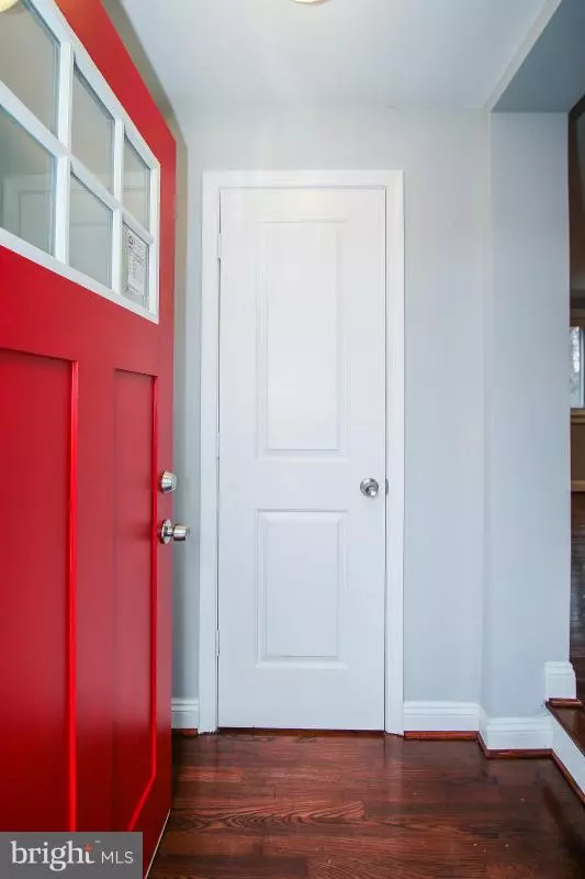 Capitol Heights, MD 20743,809 CARRINGTON AVE