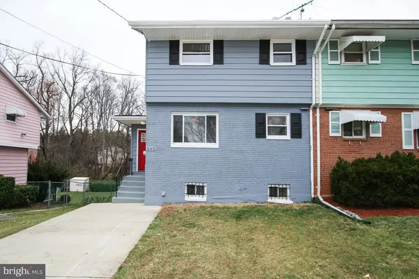 809 CARRINGTON AVE, Capitol Heights, MD 20743