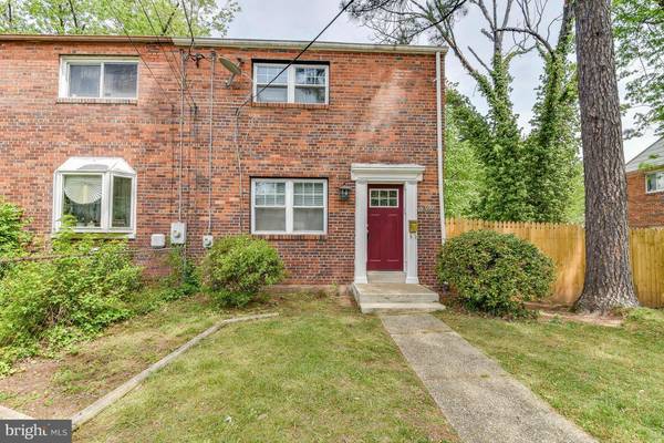 5902 LONGFELLOW ST, Riverdale, MD 20737