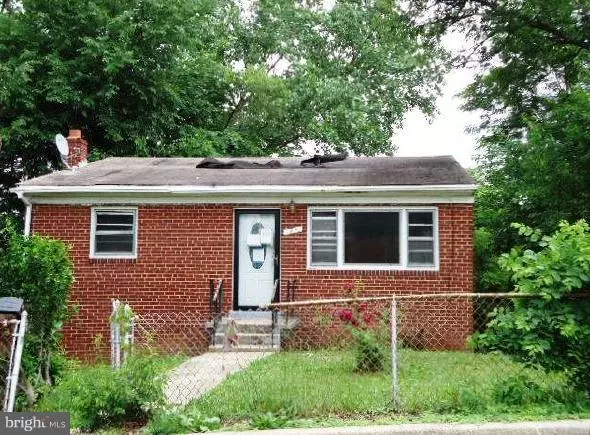 1126 GLACIER AVE, Capitol Heights, MD 20743