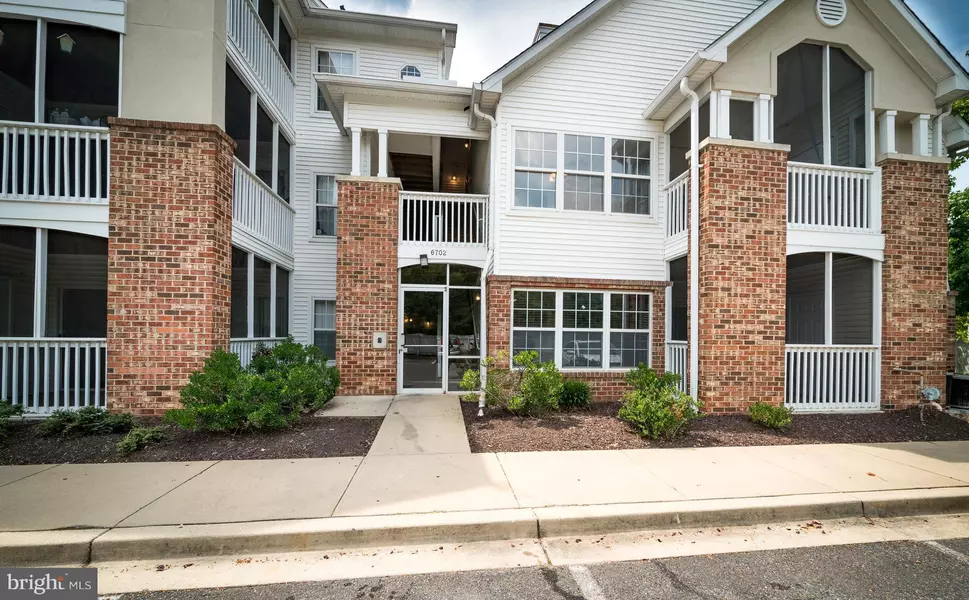 6702 LAKE PARK DR #204D, Greenbelt, MD 20770