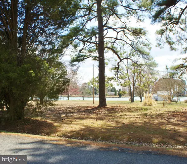 Coltons Point, MD 20626,20416 LAKE PL