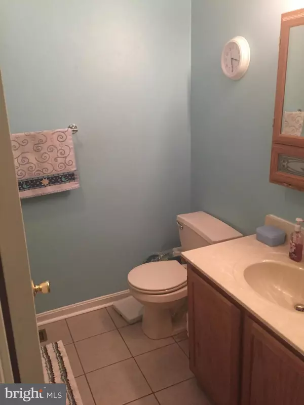 Mechanicsville, MD 20659,35571 ARMY NAVY DR