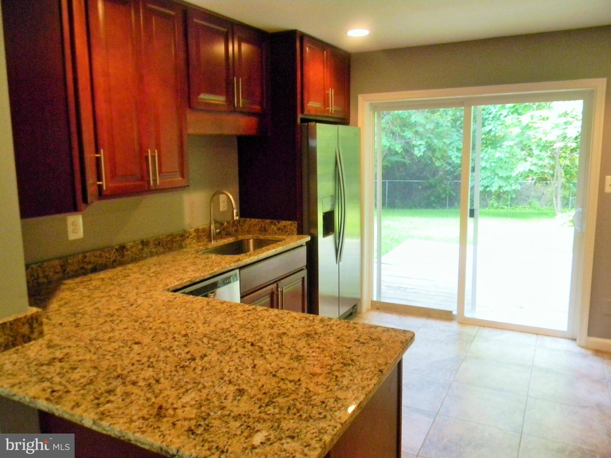 Hollywood, MD 20636,42554 HENRY CT