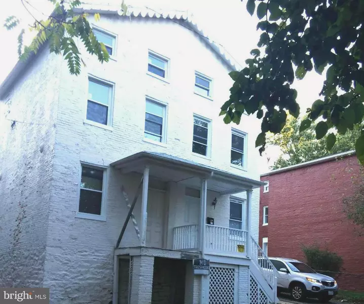 3412 SENECA ST, Baltimore, MD 21211