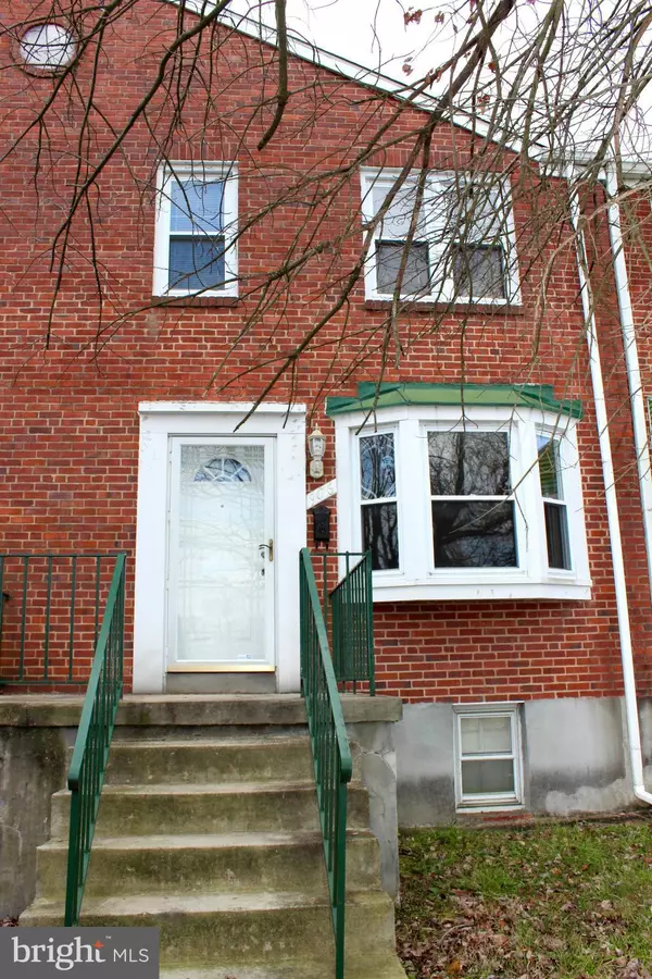 906 COOKS LN, Baltimore, MD 21229